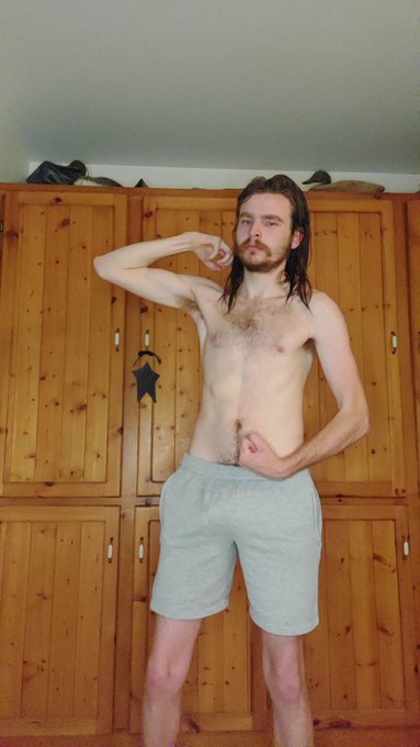 This is how I hold your dad's balls in my hand! https://t.co/mq3bHDpASQ