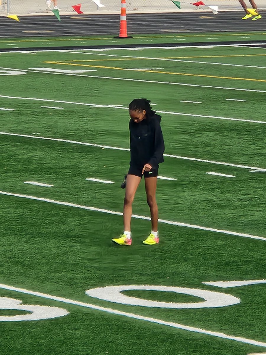 Jayda's First Year Track, And Looking Great!! 🏃🏾‍♀️❤️  #7thgrade
 @HMSHurricanes
@chosen1jacy