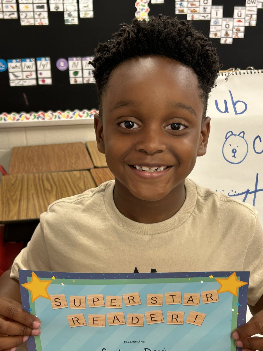 MrsSmithKinders's tweet photo. Adding four more friends to the club before spring break! These kids have worked hard on these sight words! @ccdavis1122 @LaurenBaileyBES
@BunnElementary https://t.co/7jtsC6MsKO