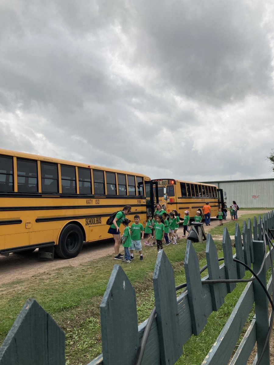 Field tripping in K…AKA counting to 22 about 100 times in three hours! ⁦@okekoalas⁩ ⁦<a href="/dewberryfarm/">Dewberry Farm</a>⁩