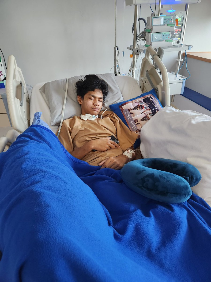 Akhirnya nemu muka tidur seperti ini lagi setelah 46 hari, tidurnya udah david banget ini.