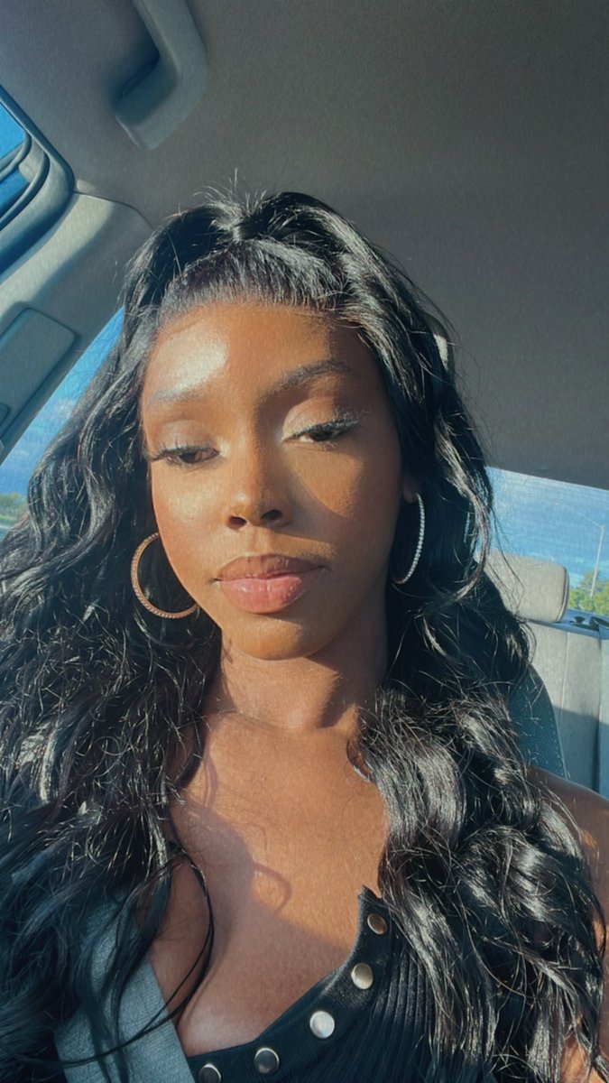 donskyeee's tweet photo. he wanted change, now he short a dime 🖤 https://t.co/IPOHNksuBs