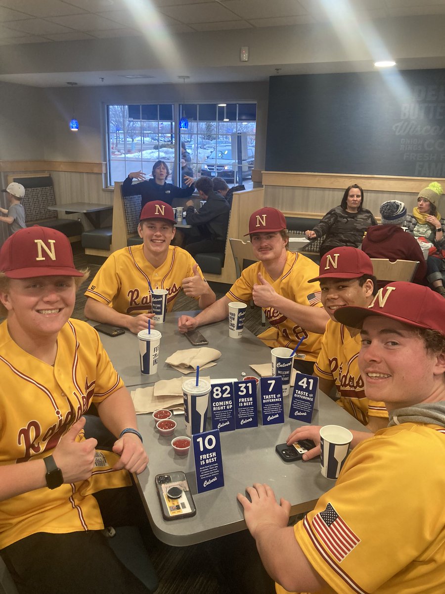 NHSbaseballMN's tweet photo. Awesome night out at Culvers! We appreciate Culvers letting us help out and all the support from everyone who came out tonight! https://t.co/fkG2AK5Ihb