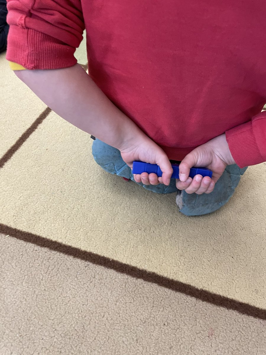 MrsGioandCo's tweet photo. We’ve been working on ways to make 6!  We played a game called snap it and Make 6! https://t.co/nRtdru5cor