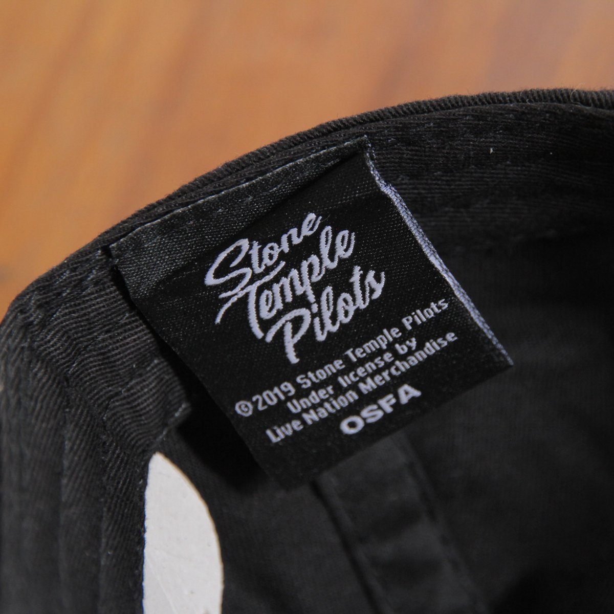 For Sale 
Stone Temple Pilots - Scroll Logo Black Baseball Cap 320k 
Order Now : 
Tokopedia tokopedia.com/kiba777
Bukalapak bukalapak.com/u/acerocker77 
#jajanrock #musicmerch #stonetemplepilots #baseballcap