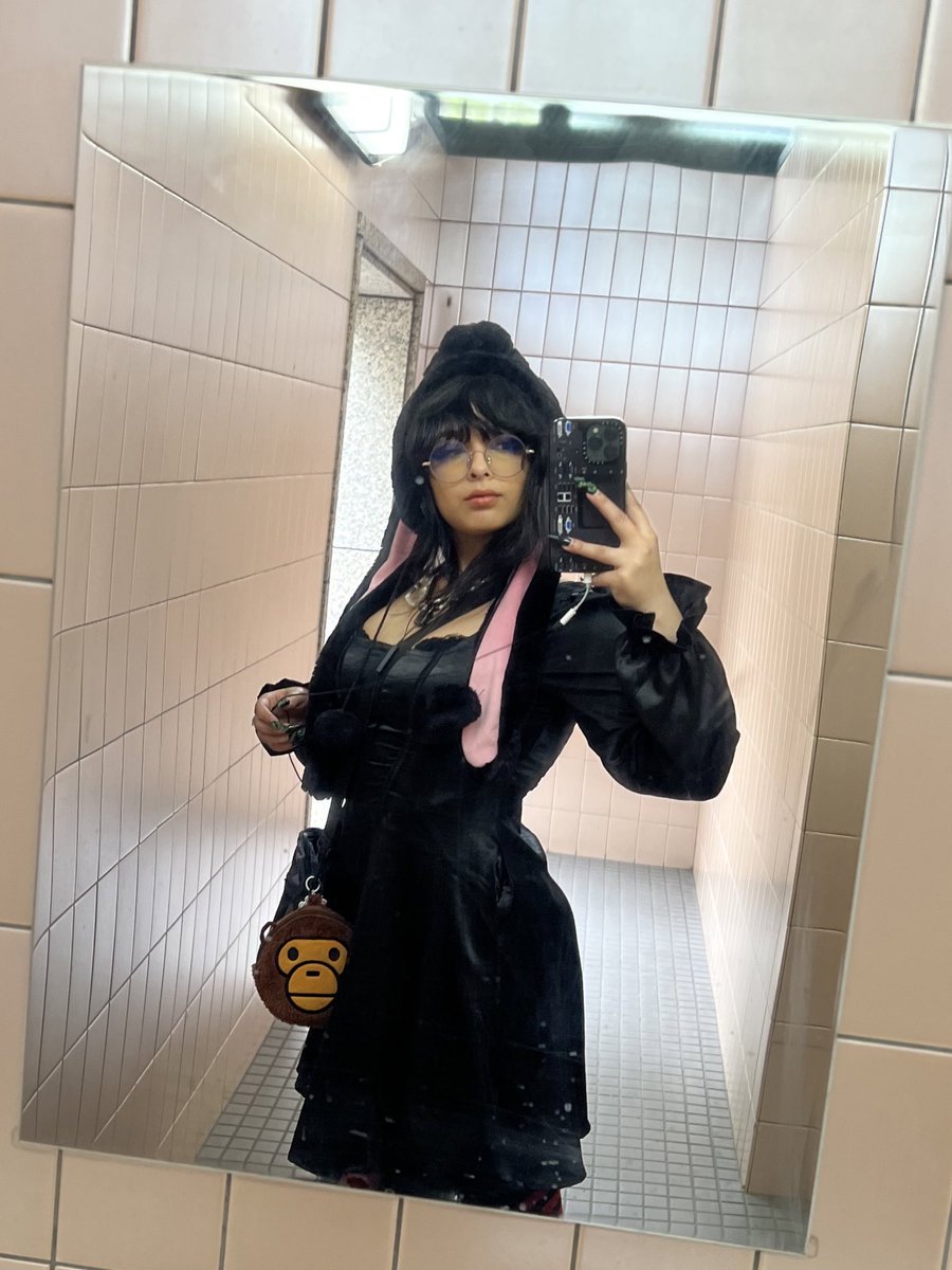 OGBeeFarmr 🐀 on Twitter: "🐰"