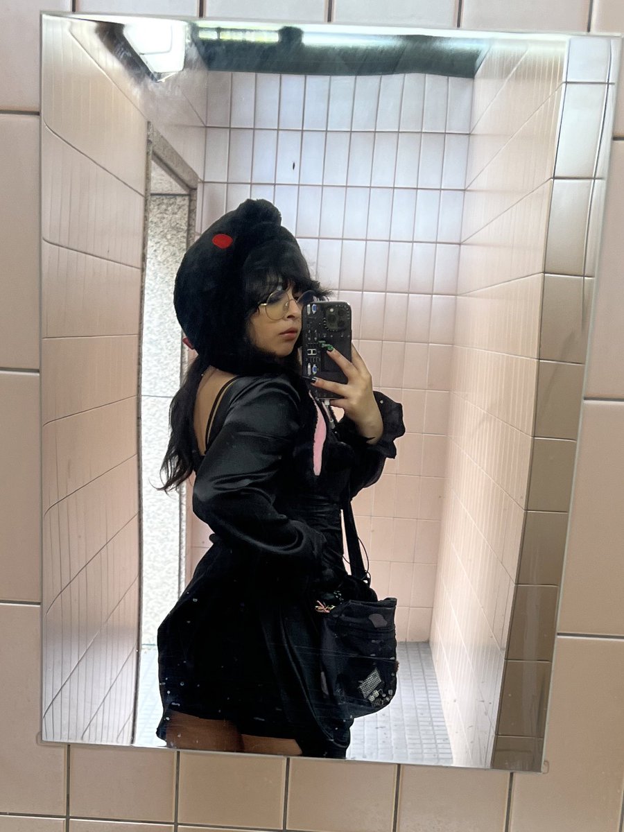 OGBeeFarmr 🐀 on Twitter: "🐰"