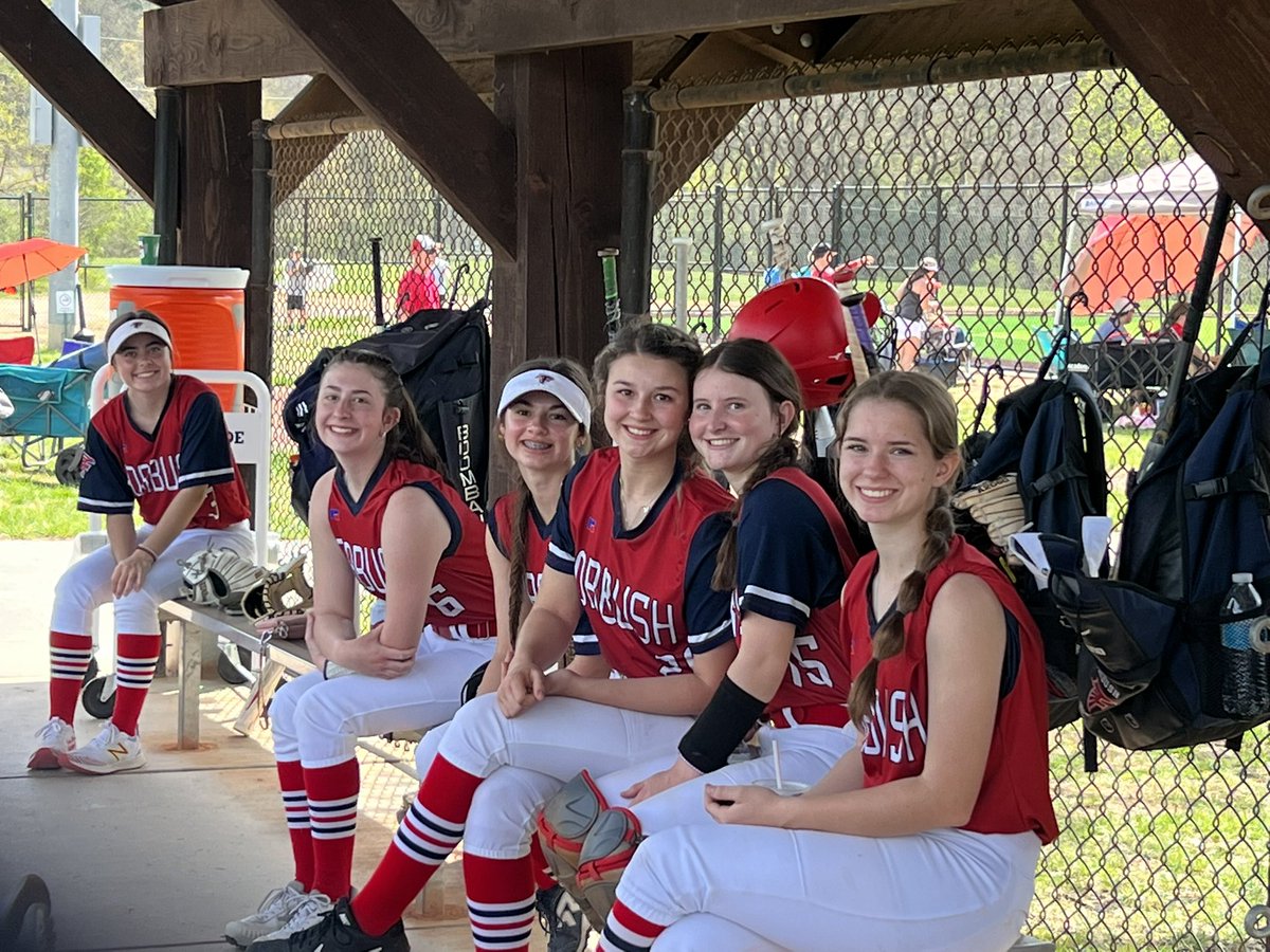 bushfastpitch's tweet photo. Our Varsity team had a great time playing together and growing closer as a team in Pigeon Forge at the Ripken Experience! We ate good and played good finishing 2-1!#1team1goal https://t.co/jZEyyO33VA