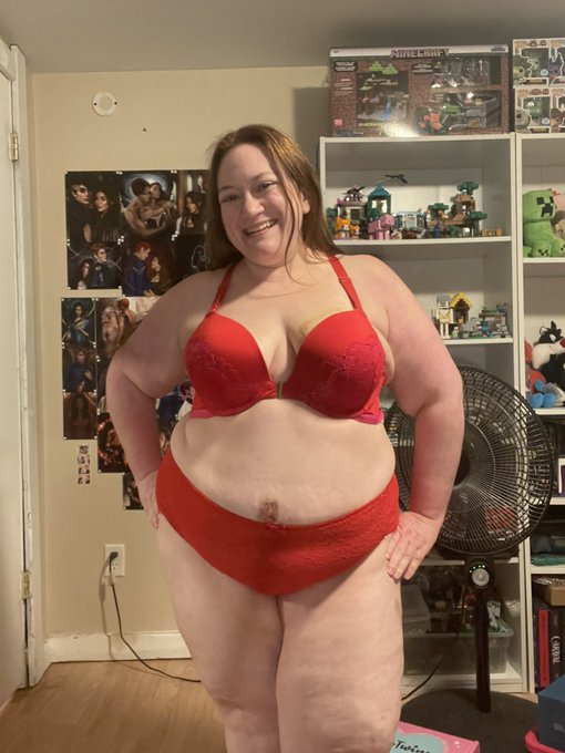 I&rsquo;m live on chaturbate now! Cum watch me!   https://t.co/C7fIT6LcGp https://t.co/3MP6F7LdXE<a href="/tag/newprofilepic"class="tags"><span>#newprofilepic</span></a>