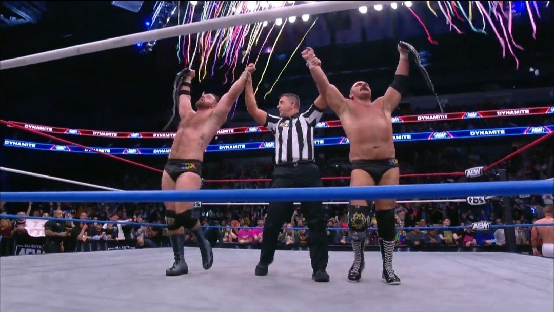 FTR are the new AEW World Tag Team champions 😍 #AEW #AEWDynamite #FTR #CashWheeler #DaxHarwood #TopGuys