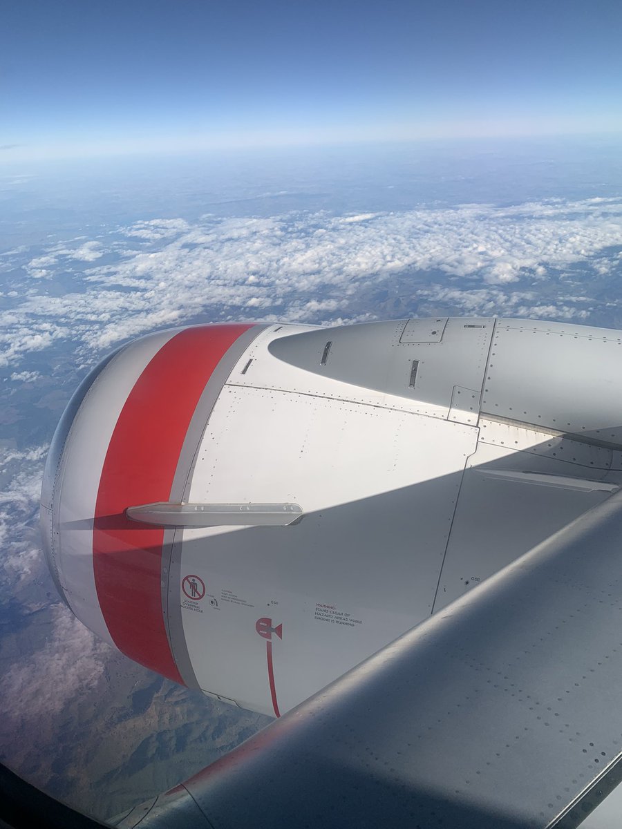 ServicesVacuum's tweet photo. Double trouble team AVS on way to Monash Andy and Laurens graphene fleet meeting @Kunnykun @ServicesVacuum #coating #surface #graphene #graphite #cvd #pecvd #australia https://t.co/Yt3TBNNMc4