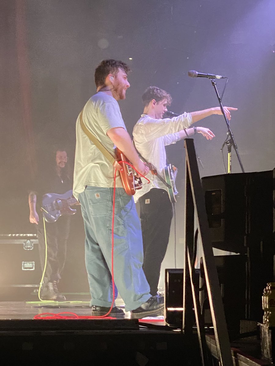 TiredWilbur's tweet photo. got them wilbur side profile shots from manchester for all you lovejoy enjoyers out there https://t.co/e2w8MenPDE