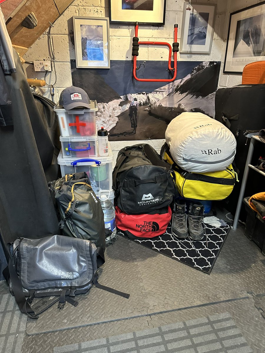 gos007's tweet photo. Lochβd n loaded π΄σ §σ ’σ ³σ £σ ΄σ Ώβ°οΈIβm off #camping ποΈ#hillwaking #Scotland #firstmunro #livefortheoutdoors #thegreatoutdoors https://t.co/OPrq0PG5MJ
