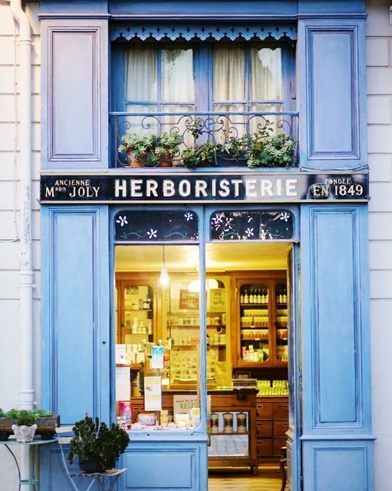 ZeyliyahK's tweet photo. Herbalist's Shop // Herboristerie at Lyon, France
#painting #drawing #watercolor #watercolorpainting #sketchbook #artoftheday #fronthouse #ink #posca #uniball #herbalist #art #ArtistOnTwitter #Lyon #France https://t.co/TmqVFiAVyB
