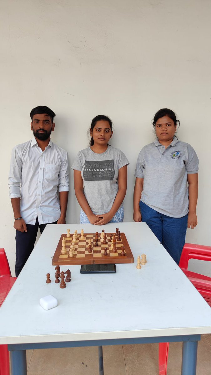 SportsComMANAGE's tweet photo. OLYMPUS 2023 💙
Chess♟️🔥
.
.
.
#MANAGE #olympus #olympus23 #zeal #passion #sports #sportsmanship #sportscommittee #oneteamonedream #MANAGE #NAARM #VAMNICOM #IIPM #PJTSAU #DCM #LOYOLA #IPE #SGI https://t.co/os18GcXwHz