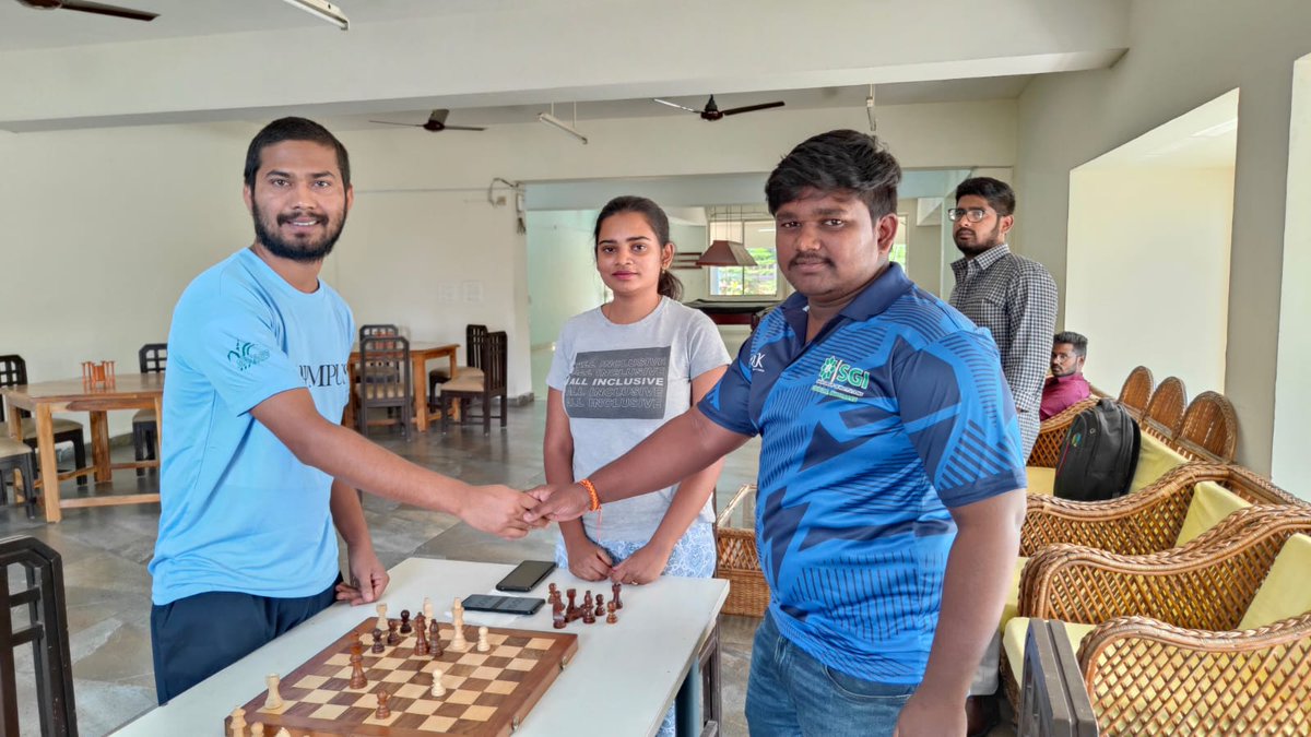 SportsComMANAGE's tweet photo. OLYMPUS 2023 💙
Chess♟️🔥
.
.
.
#MANAGE #olympus #olympus23 #zeal #passion #sports #sportsmanship #sportscommittee #oneteamonedream #MANAGE #NAARM #VAMNICOM #IIPM #PJTSAU #DCM #LOYOLA #IPE #SGI https://t.co/os18GcXwHz