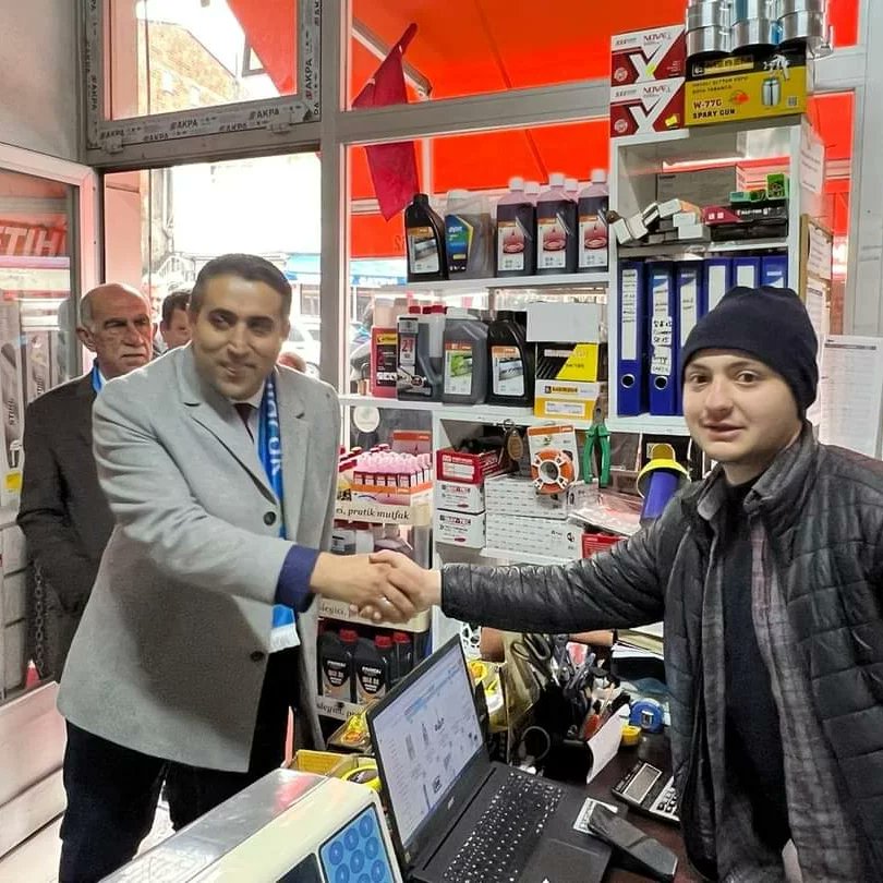 IGumushane29's tweet photo. İyi parti Gümüşhane Milletvekili aday adayı  @serkankaya_29 Kürtün"de halk ve esnaf ziyareti yaptı https://t.co/tXAYYLtMRA
