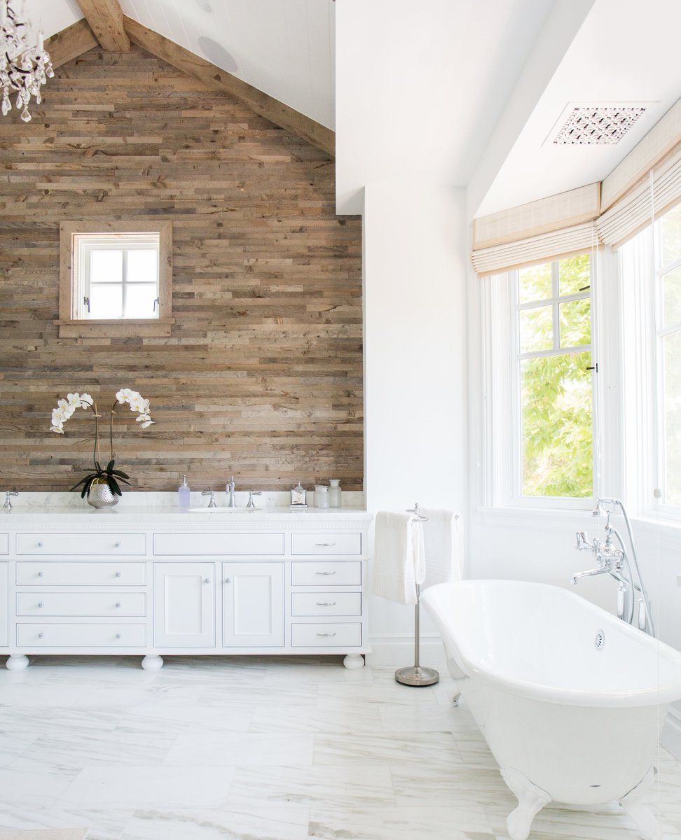 hgtv's tweet photo. Soak in these spa-like spaces 🛁 

These bathrooms boast fabulous features like steam showers, soaking tubs, incredible views and so much more. ✨

Which would you want in your home? 

Head to https://t.co/og98SkaL1a for more spa-like bathrooms. #HGTVDesign https://t.co/uzrrIjuFw9