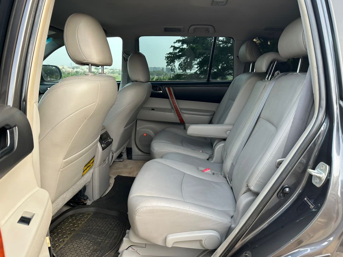 EFDCARS's tweet photo. Registered 2009 Toyota highlander limited with duty N5.5m

+2349054812148 WhatsApp

@ EFD_CARS ABUJA 🇳🇬

Instagram 👇

https://t.co/iWHfv5DB7B

Facebook👇

https://t.co/SV0L5WL9Nl https://t.co/XYj3g9vA1K