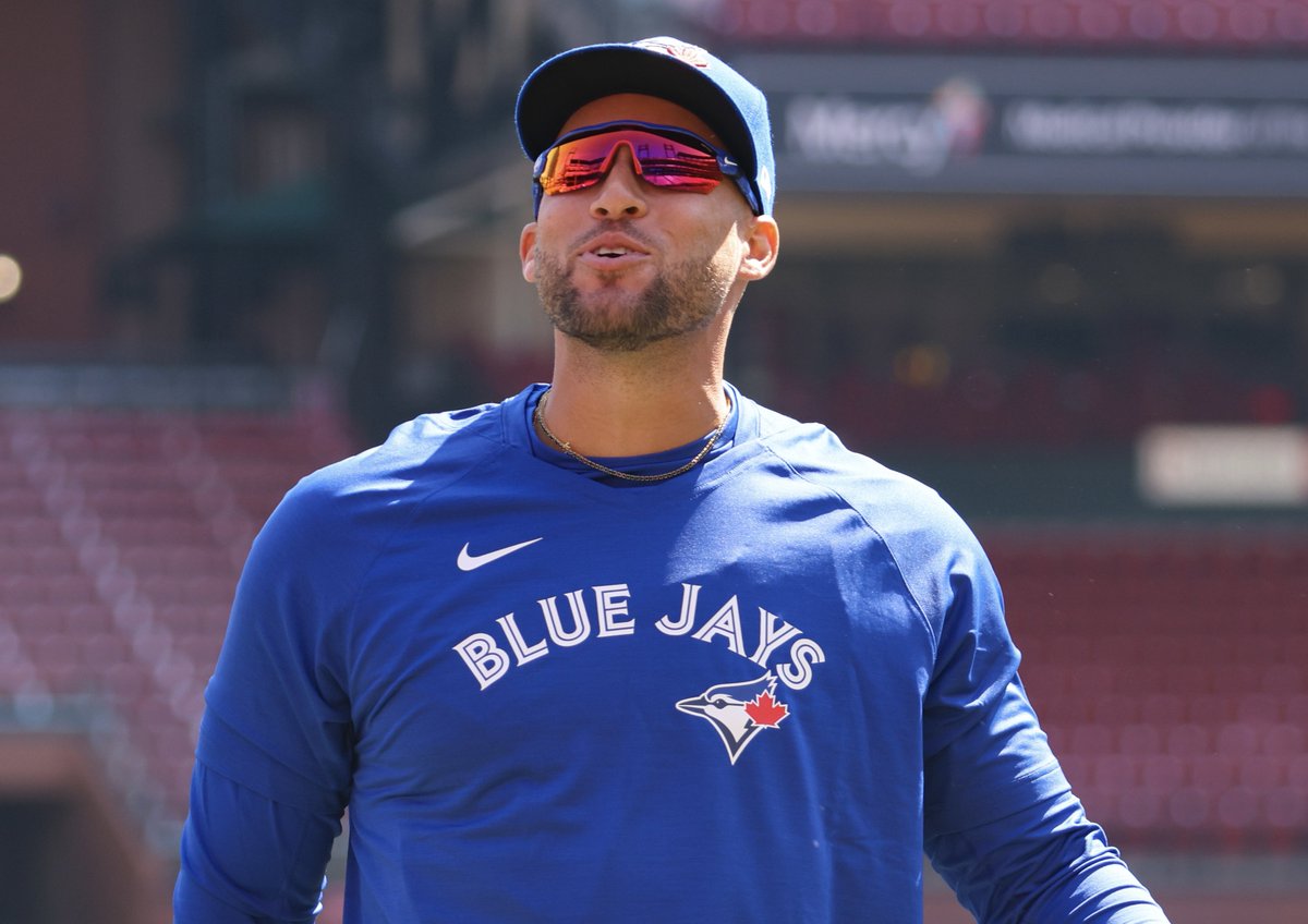 BlueJays's tweet photo. 📍 St. Louis, Missouri 👀 #OpeningDay https://t.co/jqDUJUdYxt