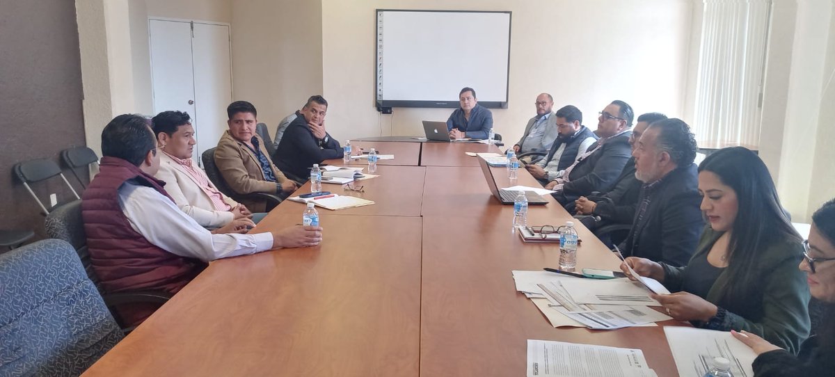 UPFIM_Oficial's tweet photo. La #UPFIM, representada por nuestro Rector, Dr. Leoncio Marañón Priego, en reunión de trabajo con Titulares de 𝑬𝒅𝒖𝒄𝒂𝒄𝒊𝒐́𝒏 𝑺𝒖𝒑𝒆𝒓𝒊𝒐𝒓 𝒅𝒆𝒍 𝒆𝒔𝒕𝒂𝒅𝒐 𝒅𝒆 𝑯𝒊𝒅𝒂𝒍𝒈𝒐. https://t.co/2am77JIXRE