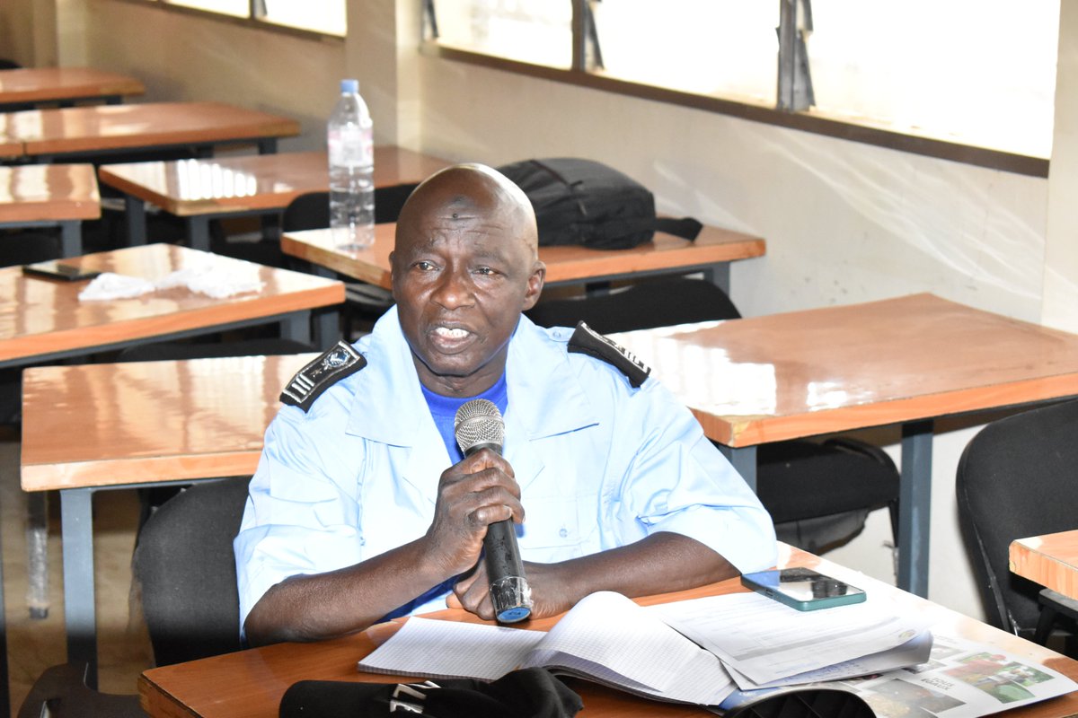 Onudhguinee's tweet photo. #Session_4 de la formation de la police sur les principes des DH applicables dans les opérations de maintien de l'ordre (les conditions de recours à la force de degrés supérieur dans le maintien de l'ordre, les principes de légalité, de légitimité et de proportionnalité) https://t.co/8CAJbHTQlG