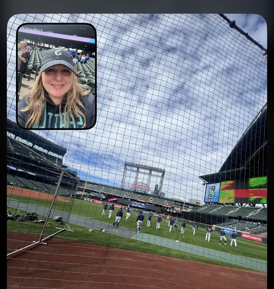 LNanakul's tweet photo. Welcome back @Mariners #baseball https://t.co/O2ZcDTsT4M