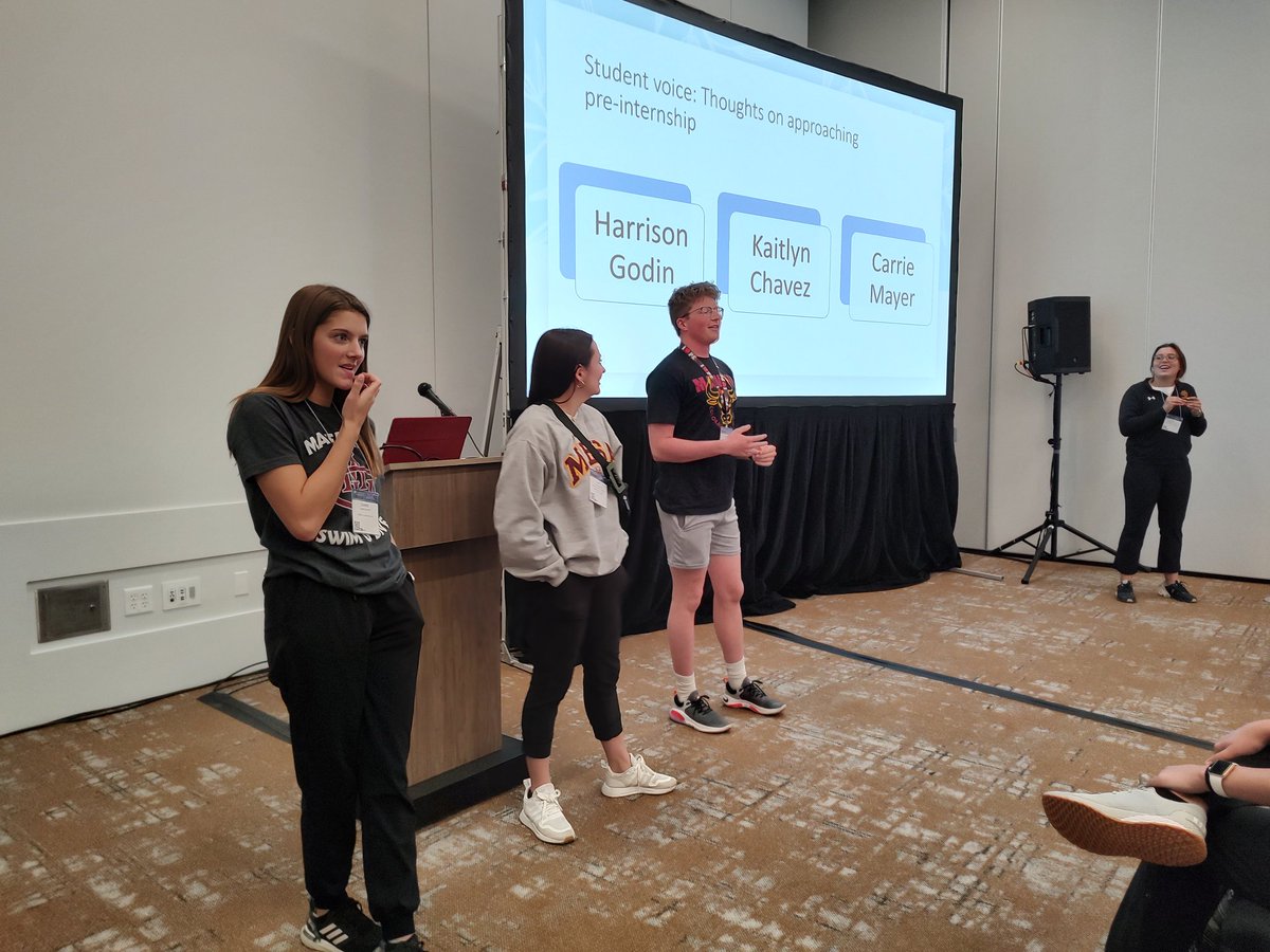 Elizabeth Sharp tweet media