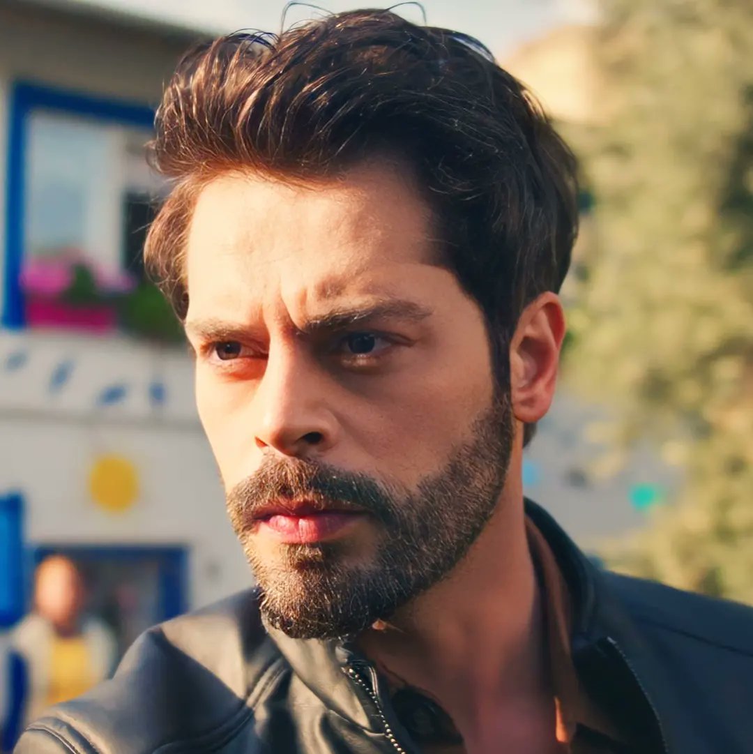 AliYasinLatino's tweet photo. “En algún sitio algo increíble espera ser descubierto”.
Carl Sagan 👌✨
----------
➡️ @ayozegemen ☑️
.
.
#AliYasinÖzegemen #actormodel #actorturco #seriesturcas #novelasturcas #latinatv #ecuavisatv #tvnpanama #AliYasinOzegemen 🧿 https://t.co/Sh5Jb9KTH0