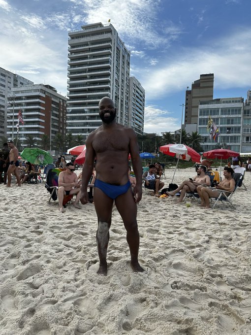 Fsa5WiDakAA8l-p?format=jpg&name=small