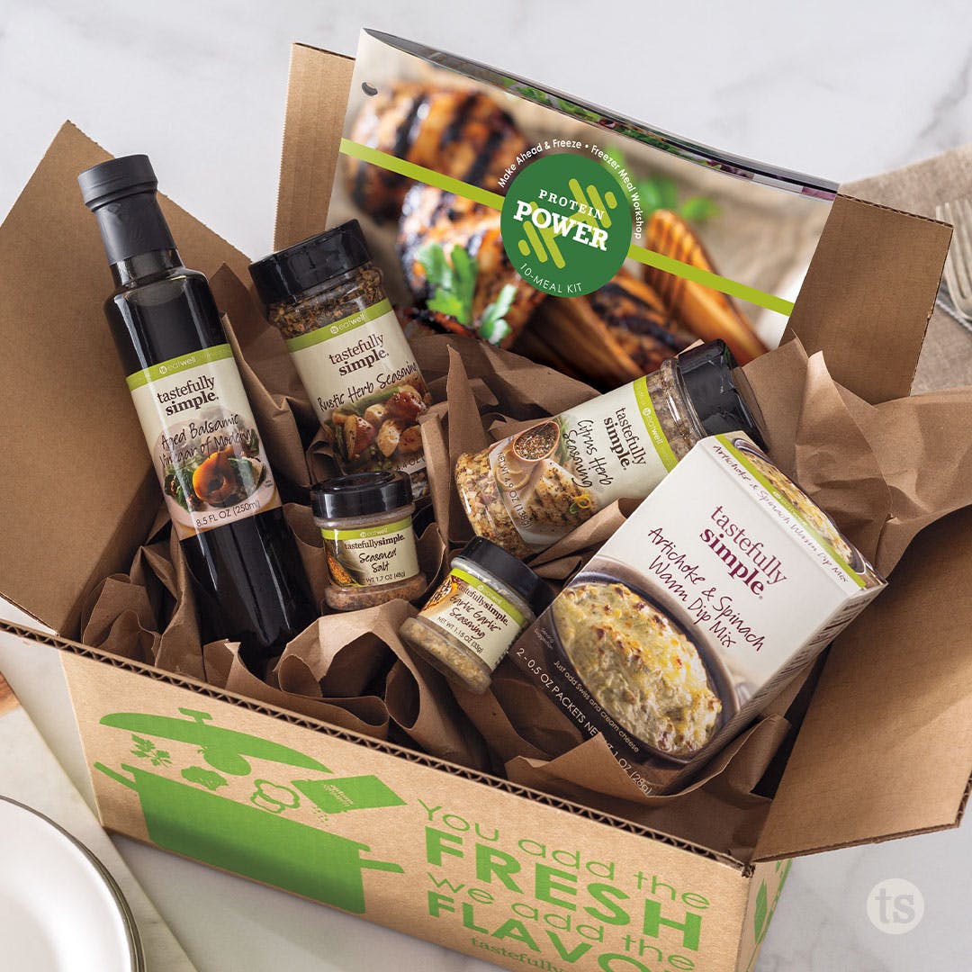 KimRunkle324's tweet photo. Have you checked out our meal kits yet this season? Who likes to put freezer meals together to help plan meals ahead of time??? https://t.co/AuAIJgzOOL https://t.co/zgECj17wR7
