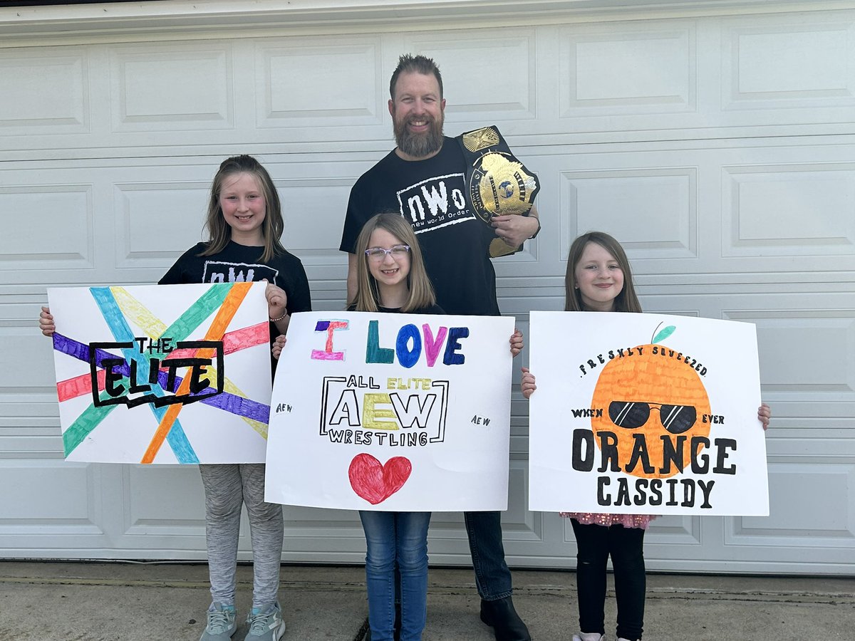 Adam Eucker tweet media