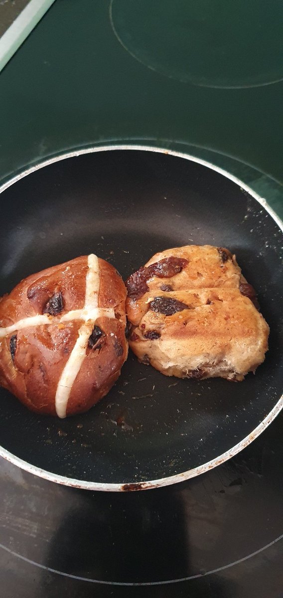 Kim Lane on Twitter "Serious Hot Cross Bun question. How do you toast
