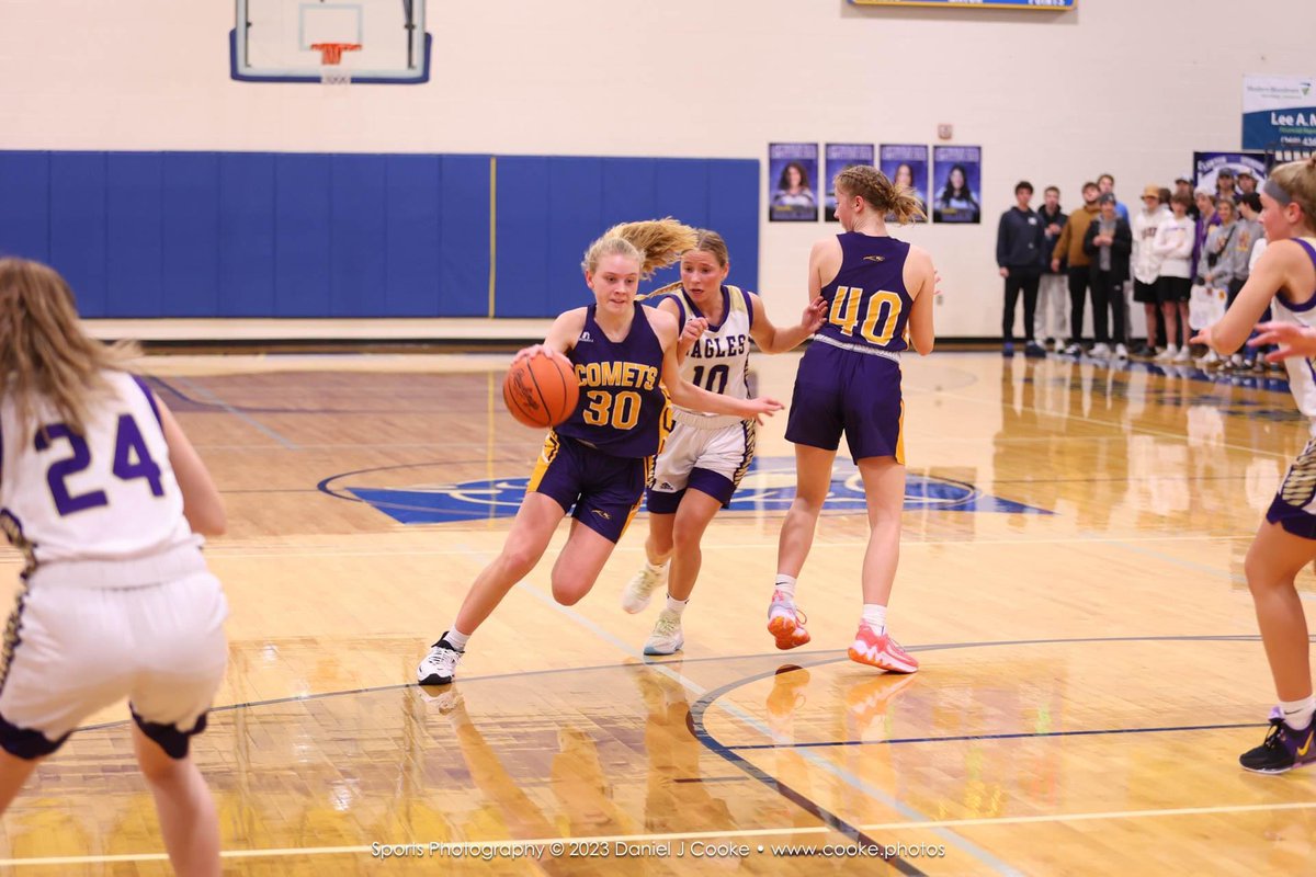 KCHSwomansHoops's tweet image. Watch Out! 🚨🥳 Sophmore @JordynBonnema is racking up the post season 👏 accolades. 2nd year for 1st Team All Conferance. 1st Team All State this year. Kalamazoo Dream Team 1st team. 🔥🔥🔥@PGHMichigan #puttinginwork #nooffseason