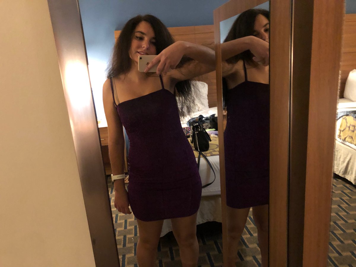 LakxLol's tweet photo. Should I make a #onlyfans  #bored https://t.co/8A3jDVi5aG