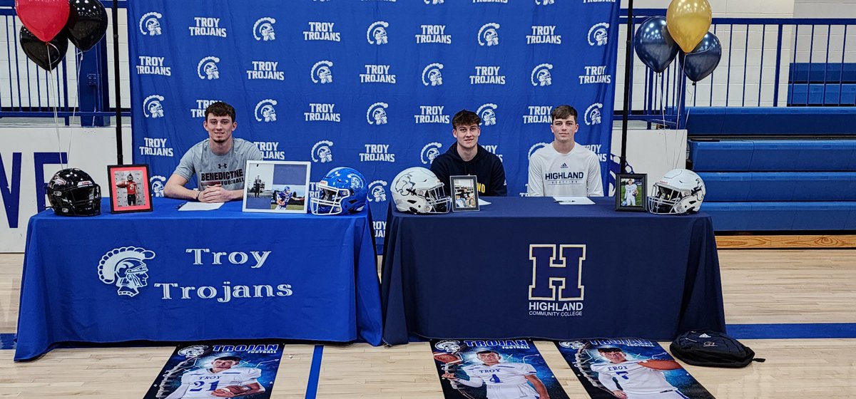 2 Scotties and 1 Raven! Proud of our guys for making a commitment to play at the next level. Congrats to Jerrit, Reagan, and Boden💙🏈