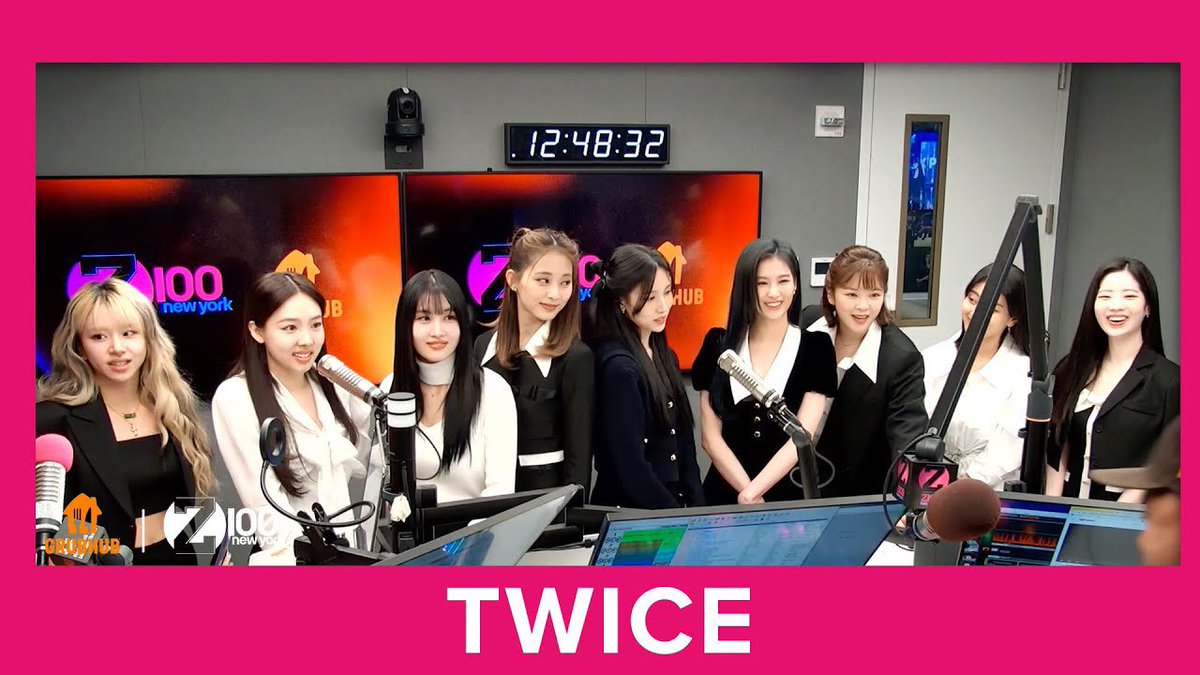 TWICExONCES's tweet photo. Entrevista de TWICE con Z100 New York

TWICE dice que J. Y. Park cocinó para ellas y les dio su receta secreta de cóctel

📍 https://t.co/G99nbcMCfo

#TWICE #트와이스 @JYPETWICE https://t.co/taeMvGvDC6