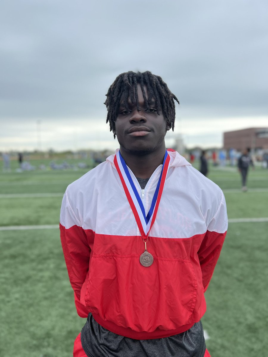 Congratulations to Junior Defensive Lineman Pierre Yamba on earning a bronze medal in the shot put at the 23-6A Sub-varsity Championships‼️
