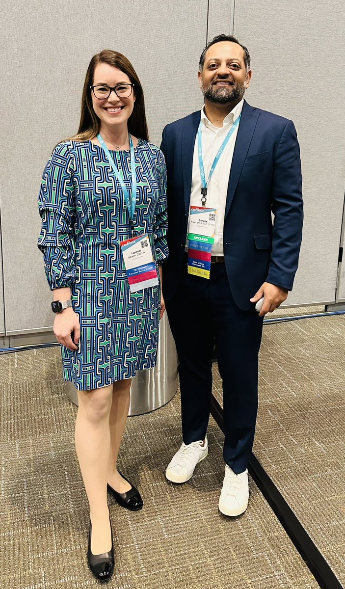Mentor @buckeye_sanjay & mentee @LSpaeth23 (current @OUHCOM OMSIV & incoming intern to our program) are both members of @SocietyHospMed Physicans-In-Training (PIT) Committee #SHMConverge23