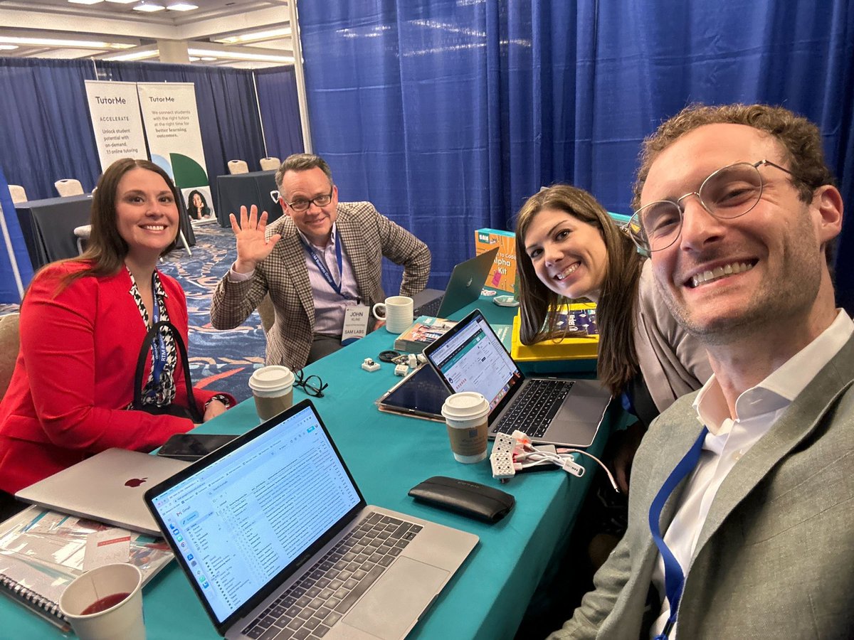 mrssmith_steam's tweet photo. Great time meeting educators at #RTM this week! @SAMLabs #edtech #rtmsandiego #SAMlabs #STEMeducation #codingforkids https://t.co/G651L7asXR