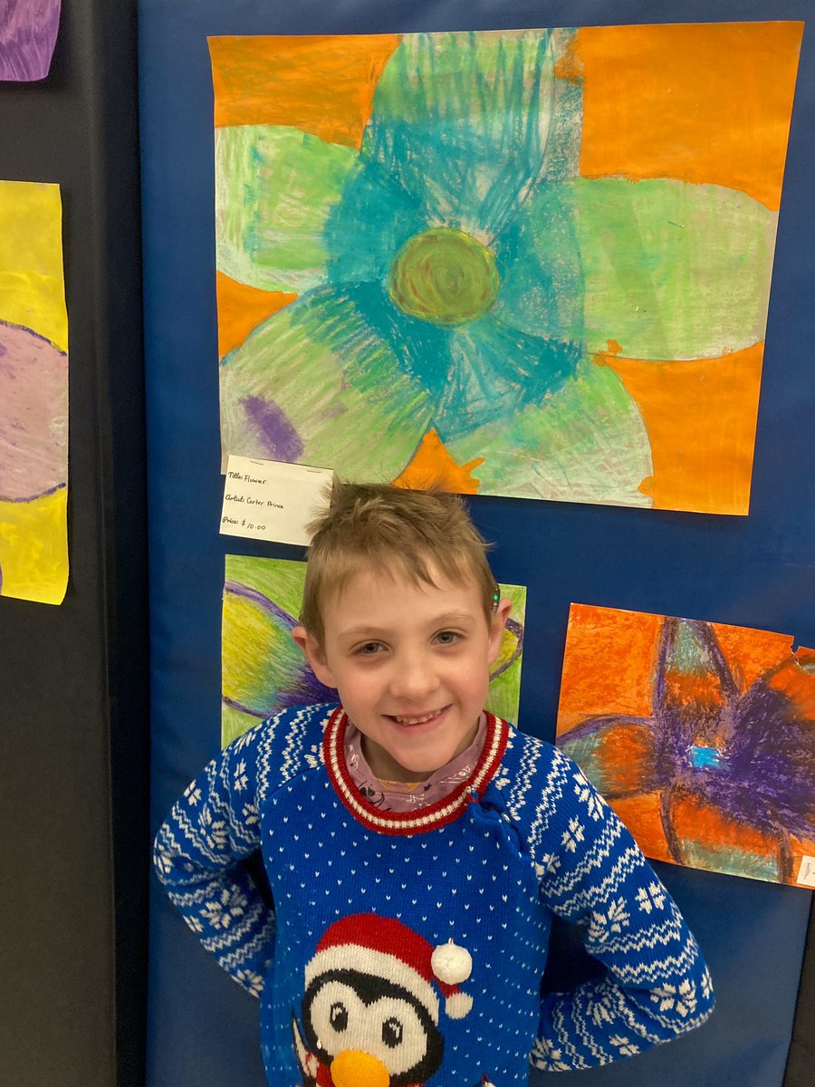 ShawnaSP96's tweet photo. Carter was so excited to show us his art work tonight at there school art show!🎨 https://t.co/CxRa3vsGI0