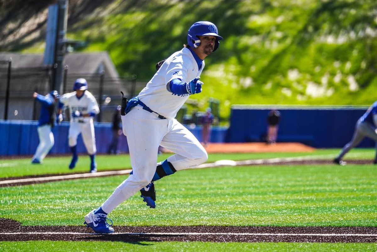 UNGBaseball's tweet photo. .@_cjfrost with a 2-out RBI to score @RileyFrost_21 🤩

Frost brothers 👏👏 https://t.co/UZqe6L0hyo