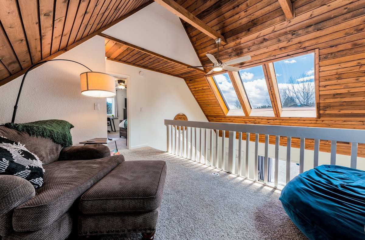 Hommati243's tweet photo. Come see why the right photographer can make all the difference. $50 off all new clients! In-house editing = fast turnaround times!

#coloradorealestate #realestate #colorado #denverrealestate #COMLS #realtor #coloradorealtor #coloradohomes #coloradosprings #denversbest... https://t.co/x4WEIPf5cR
