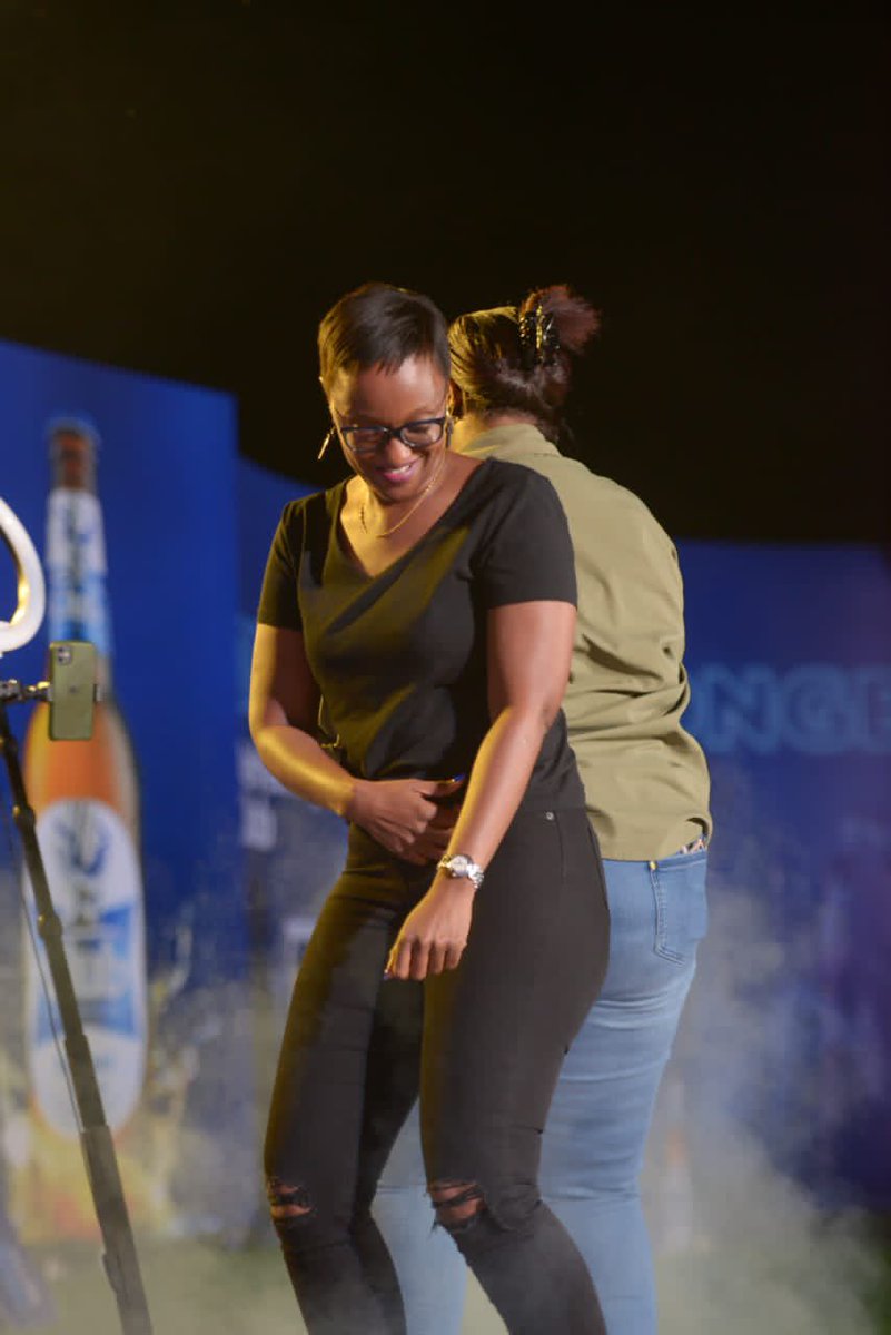 Cecilia97N's tweet photo. My boss got some moves thoπ
π
.
#RefreshinglyClub
#RefreshinglyDiffrent https://t.co/WAY92LqjVR