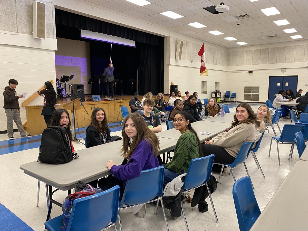 Thank you @PeelArts1 for a great day, Ss enjoyed workshops in the #arts #visual #music #drama #dance #ArtMatters @HumberviewSS