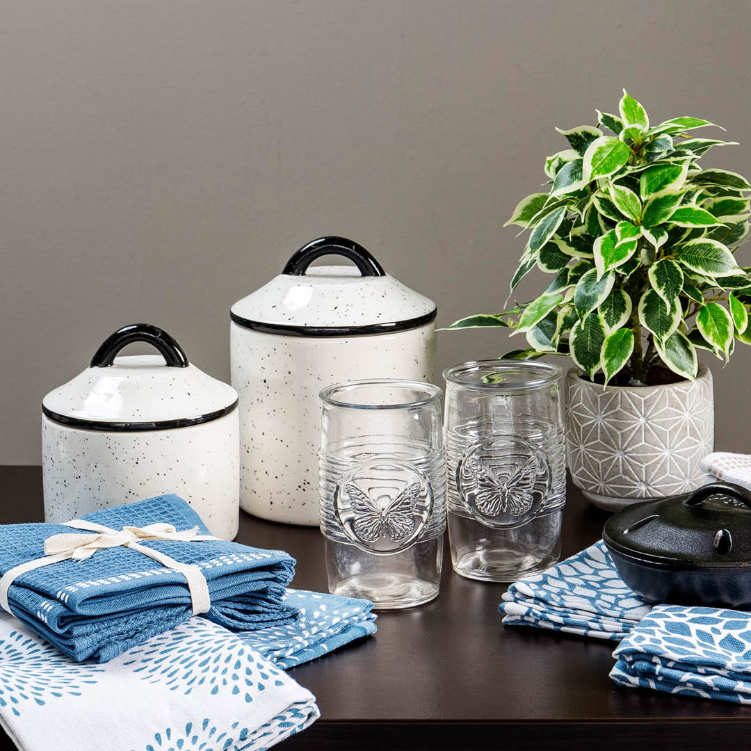 Old Time Pottery tweet media