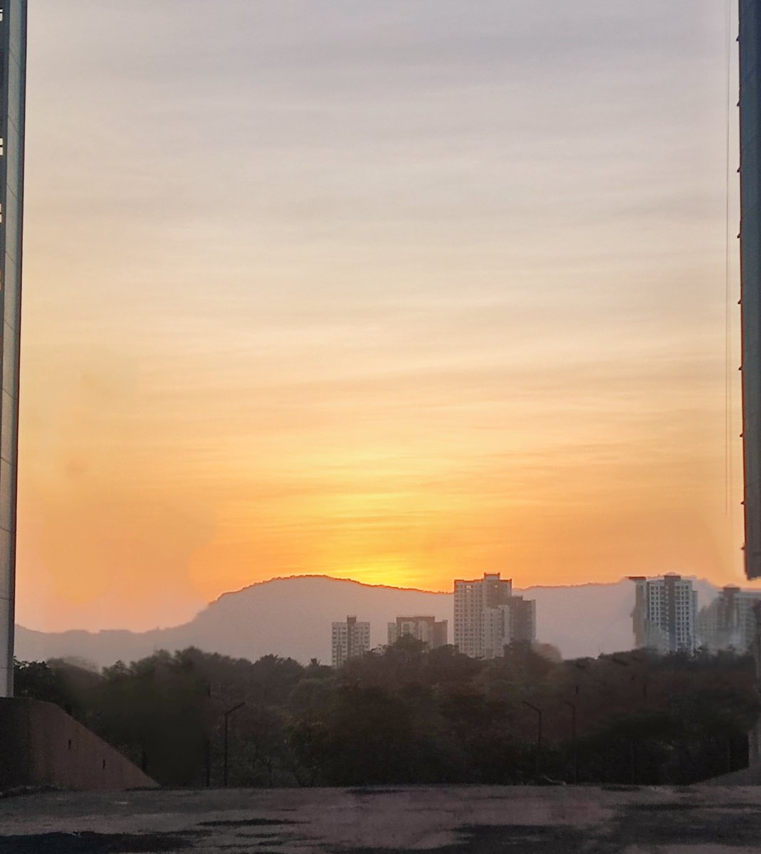 Manojkori47's tweet photo. Beautiful sunset......... https://t.co/JLqayVonBa