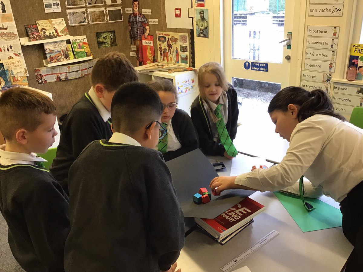 LindenRDCedar's tweet photo. Testing the strength of different arches under a bridge structure. Which one will be the best design for holding the most weight?   🏛@Linden_DT #engineering #bridges #aqueducts #arches #Romans https://t.co/Wv9xDG8XVv