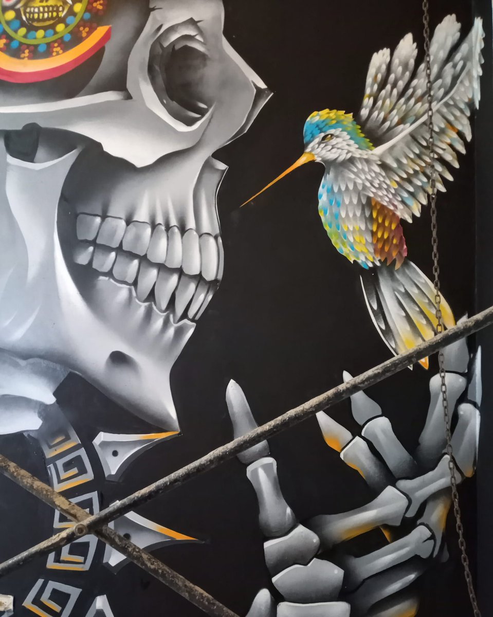 aDisenoMX's tweet image. Murales por el artista Thranscrito.
 
#design #diseño #muralism
