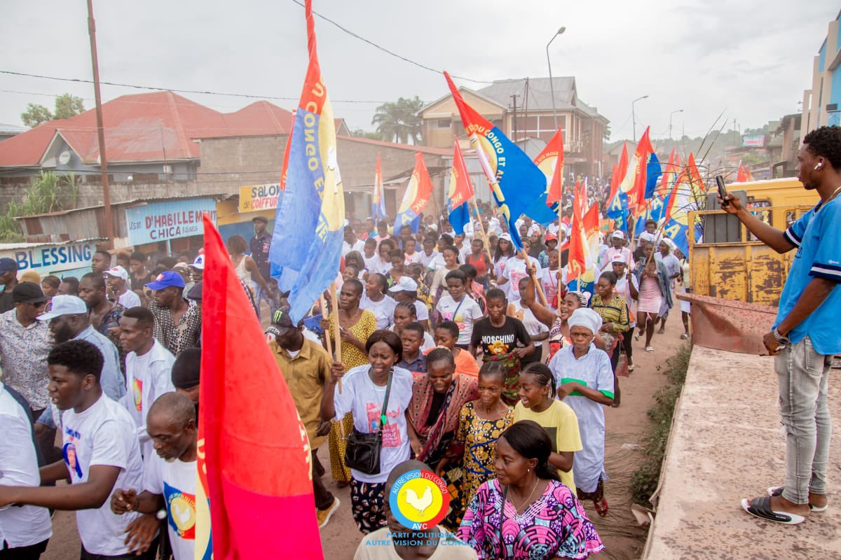 CiscoMulongo's tweet photo. RT @DidierBudimbu: On est ensemble. #Kasangulu #26/03 https://t.co/PHkqCZOIng